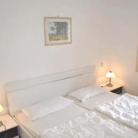 Haus Windrose Nr 11 아파트 닌도르프